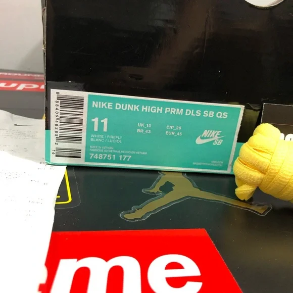 Nike SB Dunk High QS De La Soul 🌻